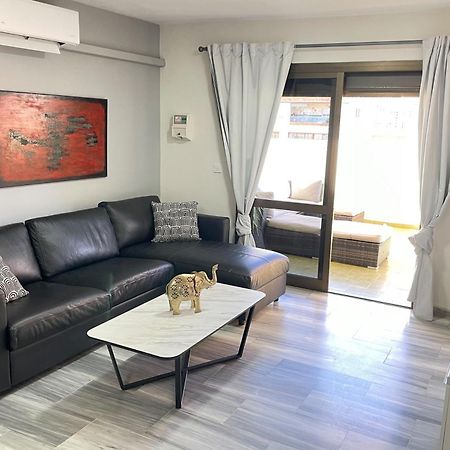 2 Bedroom 2 Bathroom Apartment In The Heart Of Fuengirola With Big Terrace And Free Parking Space Close To Beach المظهر الخارجي الصورة